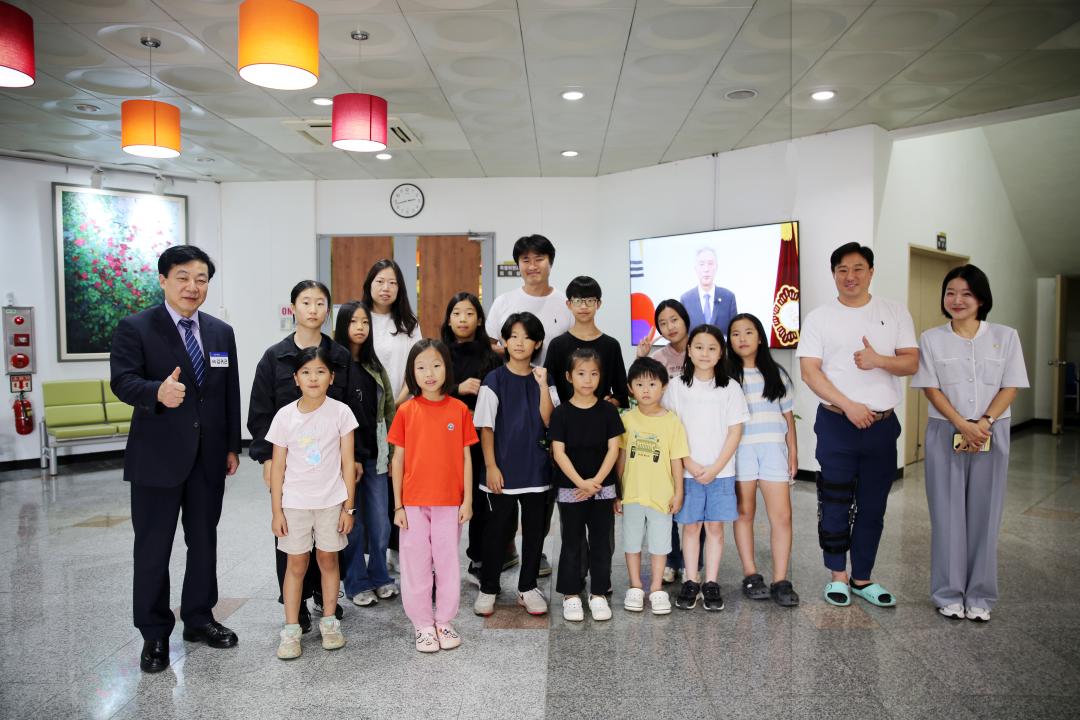 산울배움공동체 시의회 견학