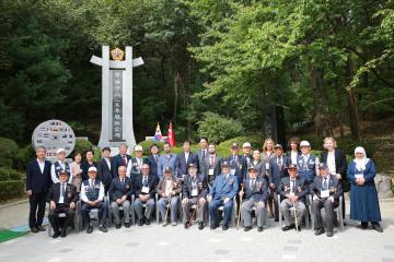 터키참전용사 6.25.참전기념비 참배행사