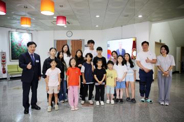 산울배움공동체 시의회 견학