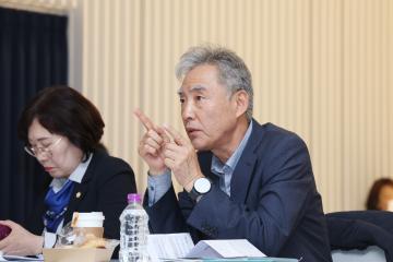2025년도 행정사무감사 현장확인 - 군포복합문화센터 건립사업 및 청년공간 플라잉