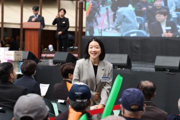 군포시늘푸른노인복지관 개관 10주년 기념행사 <군포실버가요제>