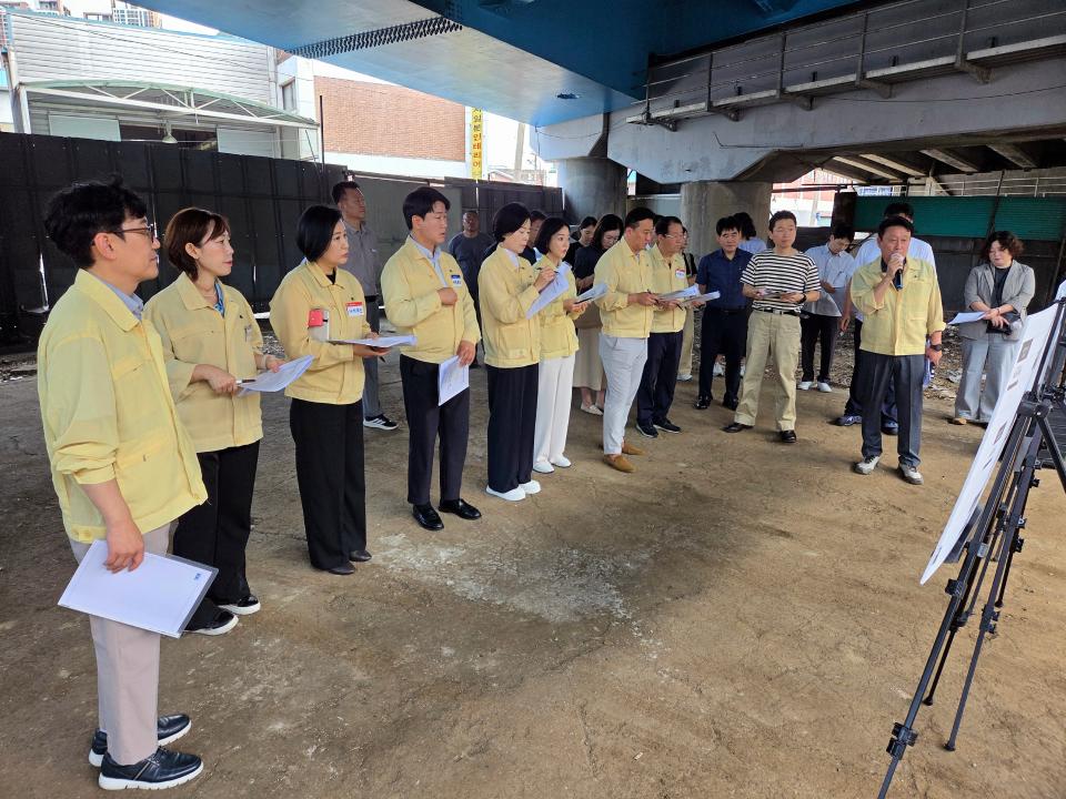 '군포시의회, 현장으로… “자료만 봐선 몰라”' 게시글의 사진(2) '군포시의회 2026 행감 현장 확인 (1).jpg'